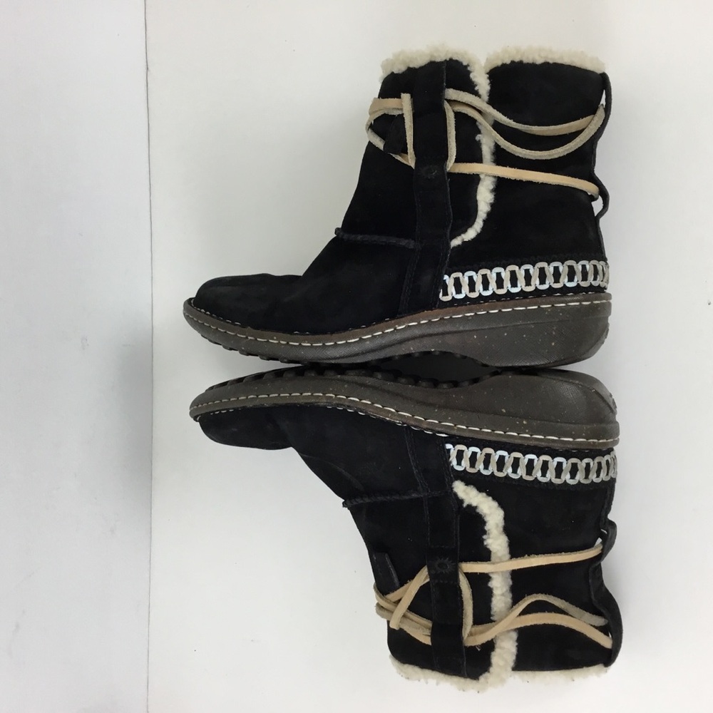 Ugg Women's Black Cove 5178 Suede Fur Ankle Winter Boot - Picture 10 of 12